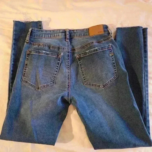 Aeropostale High Rise Jegging - Stylish Comfort Jeans - Picture 2 of 6